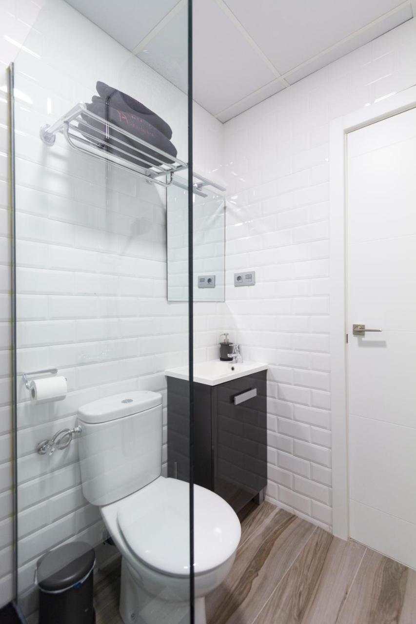 Prado Apartment Мадрид Экстерьер фото