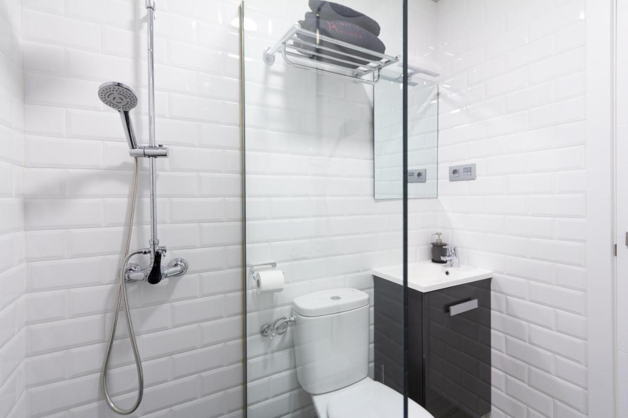 Prado Apartment Мадрид Экстерьер фото